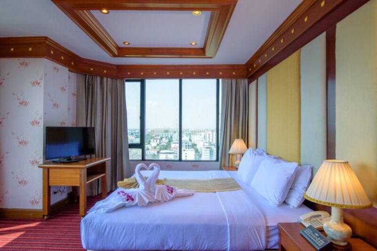 Alexander Hotel Bangkok : Executive Suite