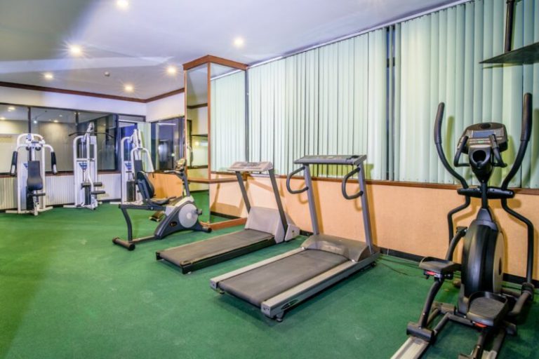 Alexander Hotel Bangkok : Fitness & Sauna Room