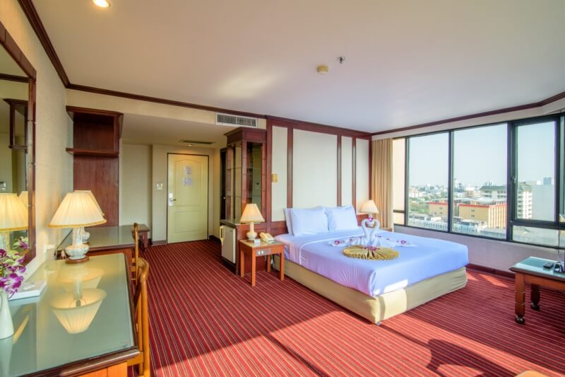 Alexander Hotel Bangkok : 豪华间